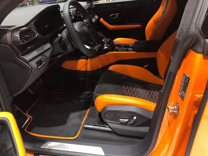 兰博基尼urus (5).jpg