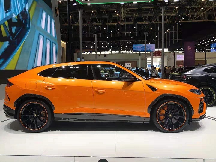 兰博基尼urus (2).jpg