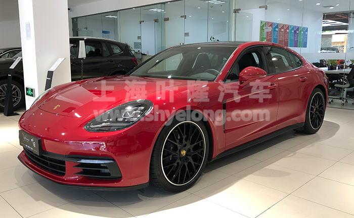 叶隆保时捷中心panamera红黑现车实拍01.jpg
