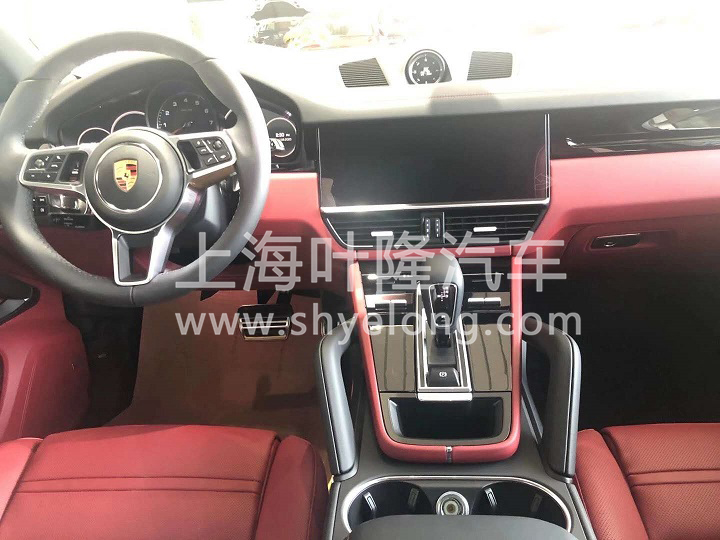 保时捷卡宴S白红展厅现车 (4).jpg