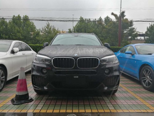 进口18款加版宝马X5低报价 外观内饰配置齐全