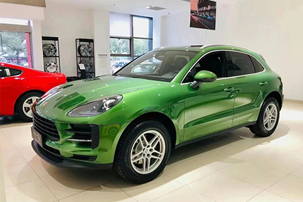 保时捷Macan曼巴绿  动力强劲、内饰豪华!