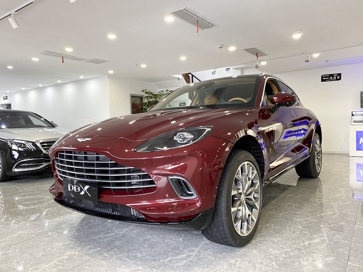 阿斯顿马丁DBX 展厅现车 新车到店叶隆汽车